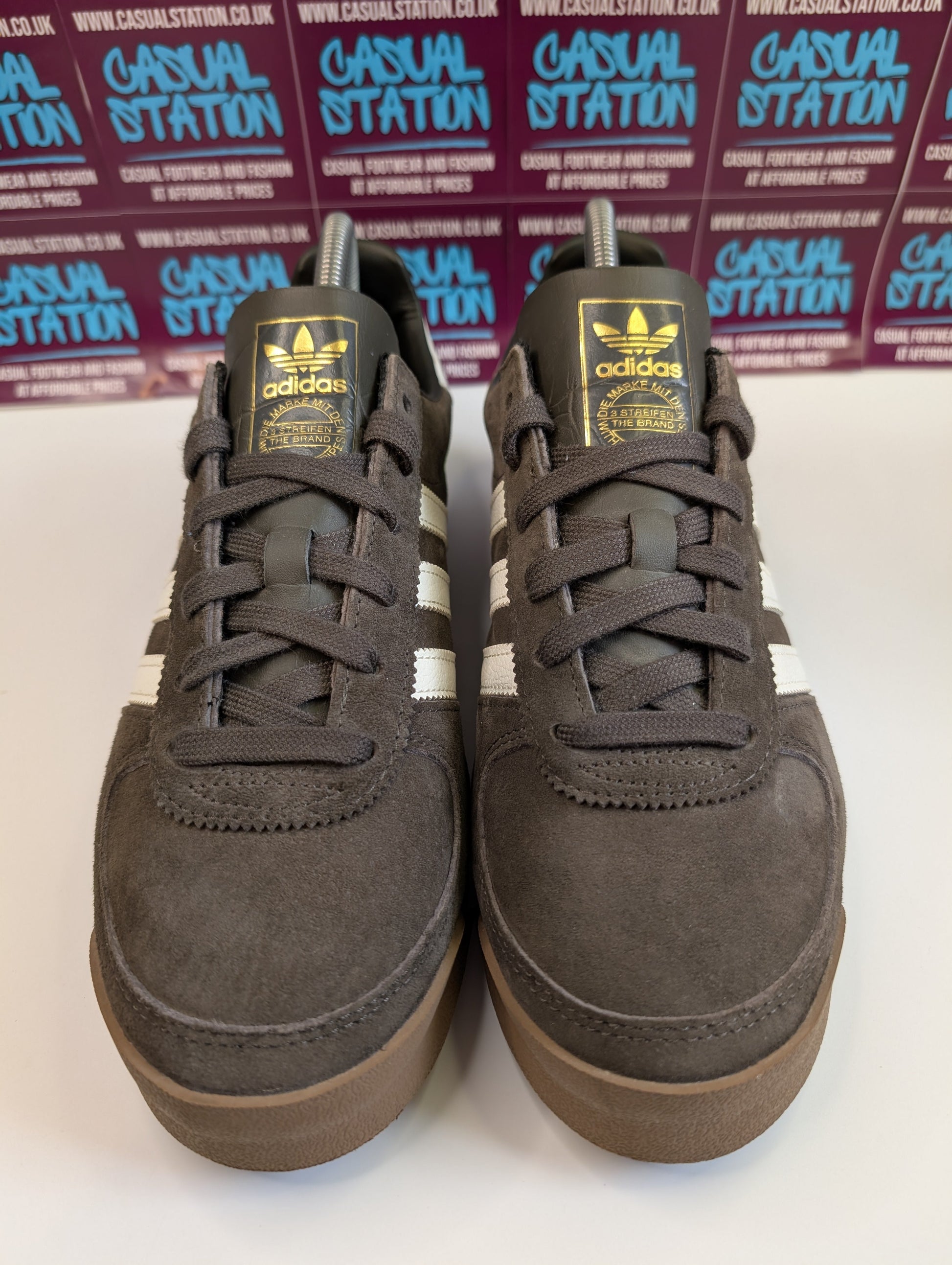 Adidas AS 520 Size 8 Casual Station