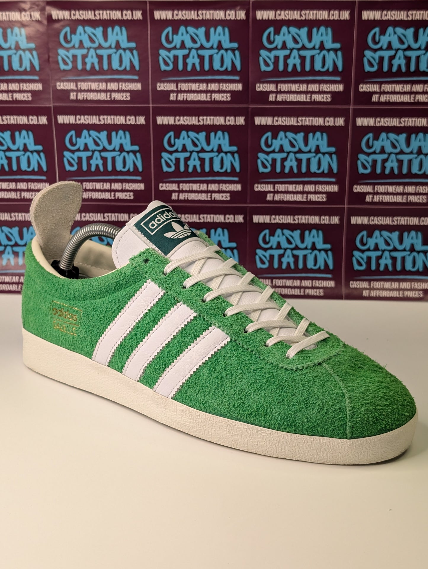Adidas Gazelle Vintage Trainers UK 9.5