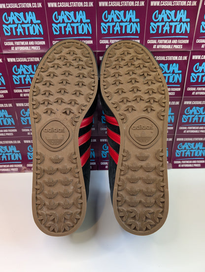 Adidas AS 520 Size 9.5