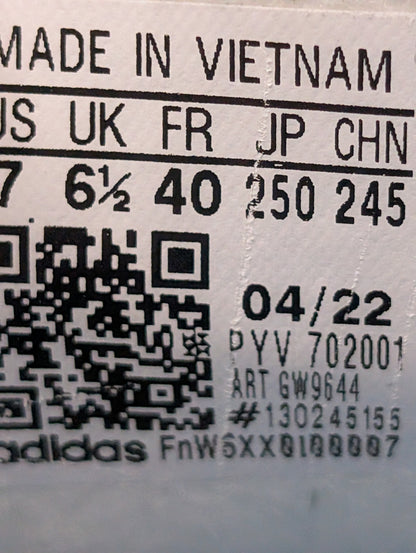 Adidas AS 520 Size 6.5