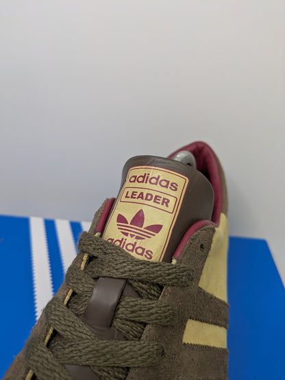Adidas Leader 2008 Size 9.5 Casual Station