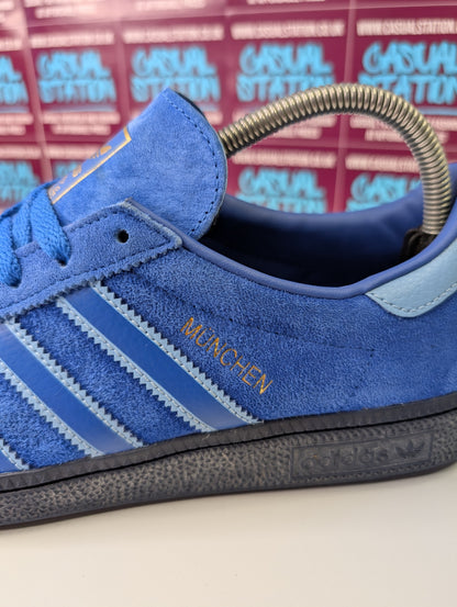 Adidas Munchen Trainers Size UK 7