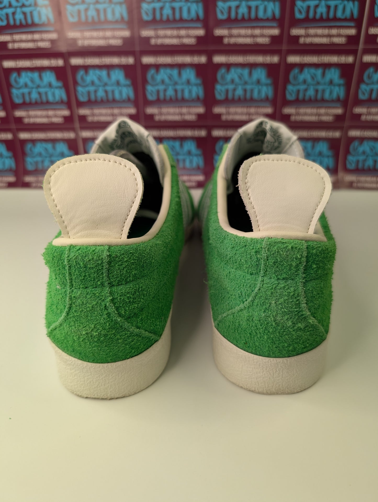 Adidas Gazelle Vintage Trainers UK 9.5