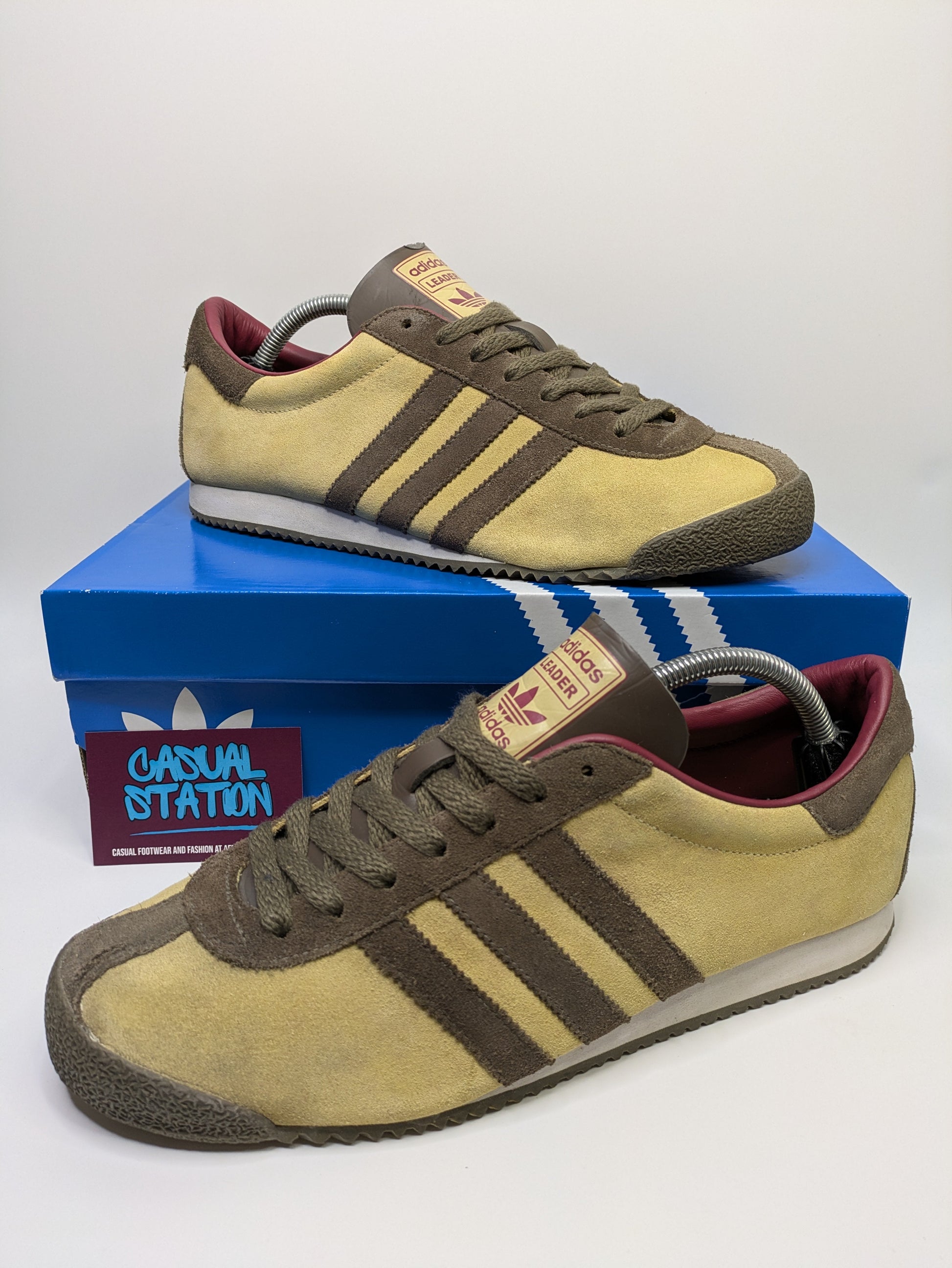 Adidas Leader 2008 Size 9.5 Casual Station