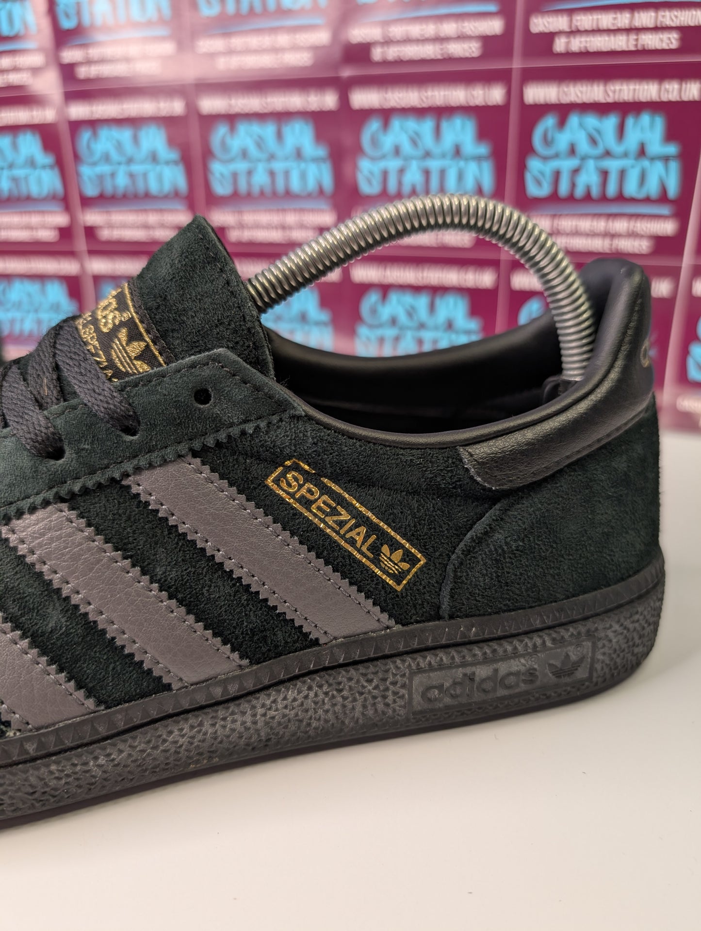 Adidas Handball Spezial Trainers UK 7