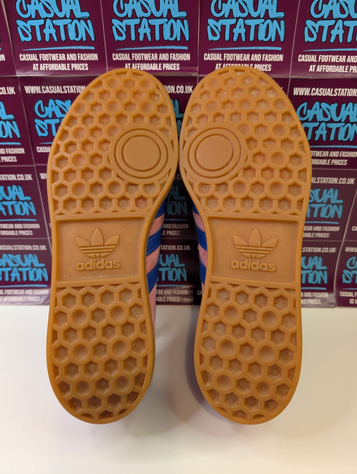 Adidas Hamburg Size 7.5