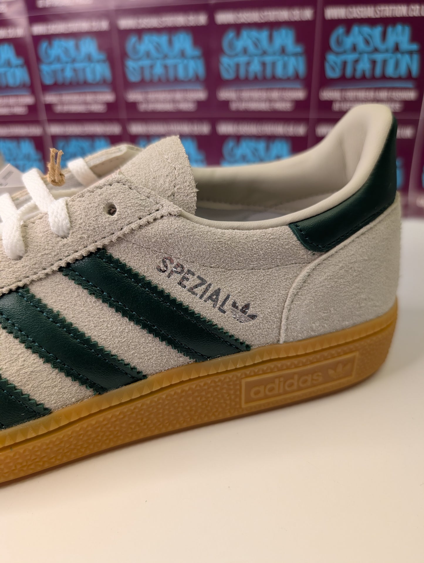 Adidas Handball Spezial Women's Trainers UK 7 - BRAND NEW