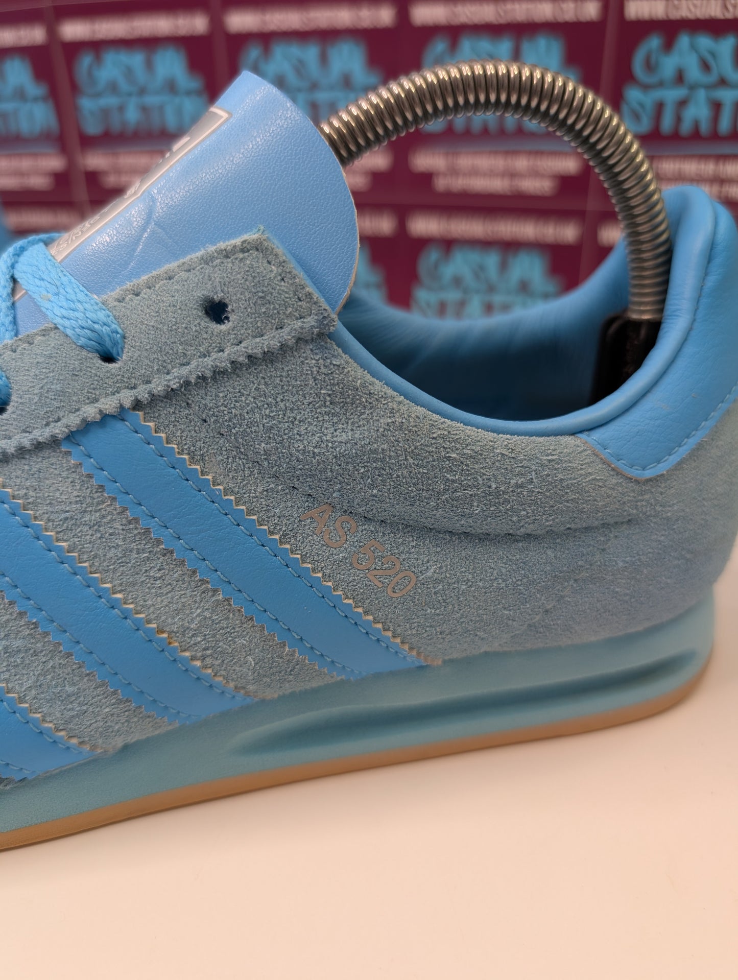 Adidas AS 520 Size 6.5